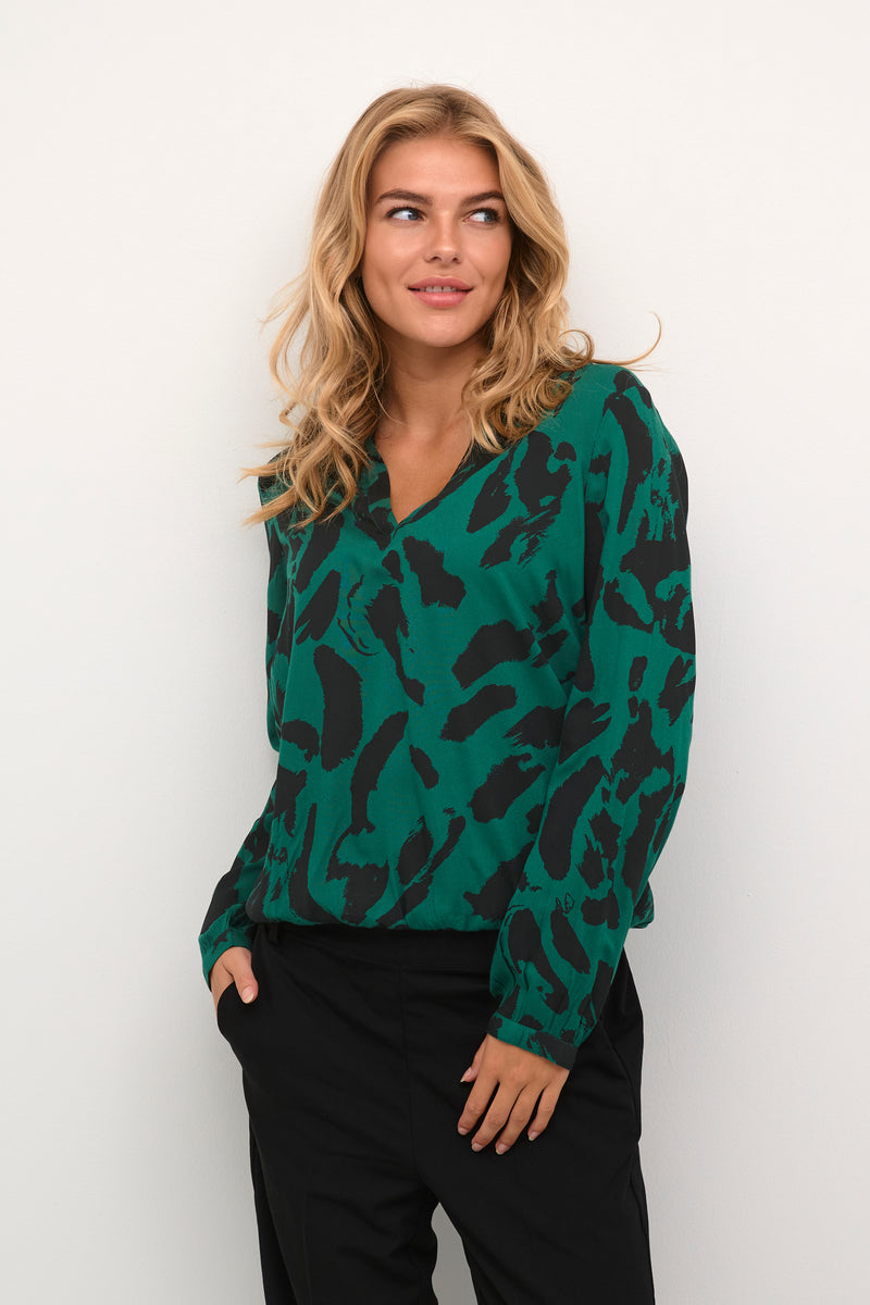 Kaffe Kaditte Black/Aventurine Leopard Print Blouse, 10507919