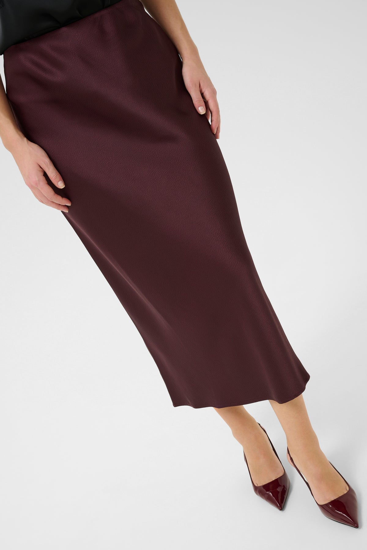 Kaffe Kalotte Fudge Burgundy Satin Slip Skirt