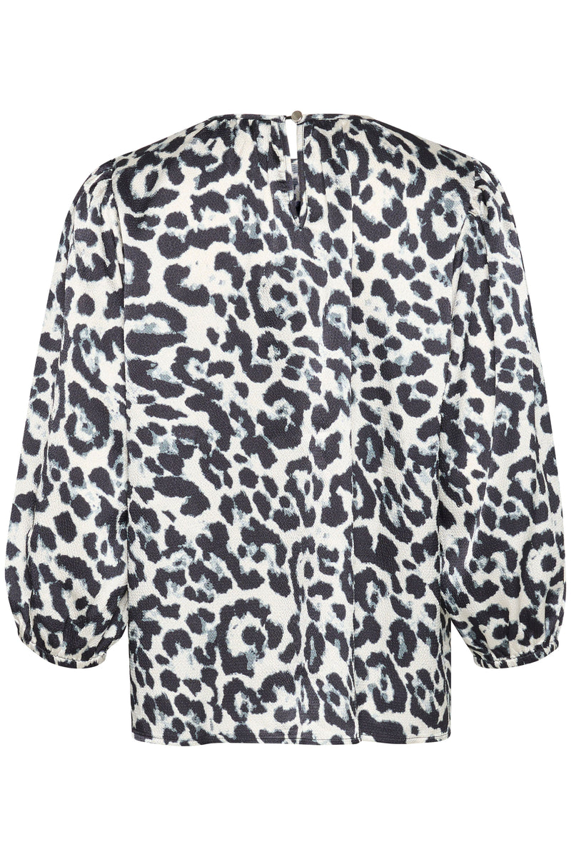 Kaffe Karoxy White/Black Leopard Print Oversized Blouse