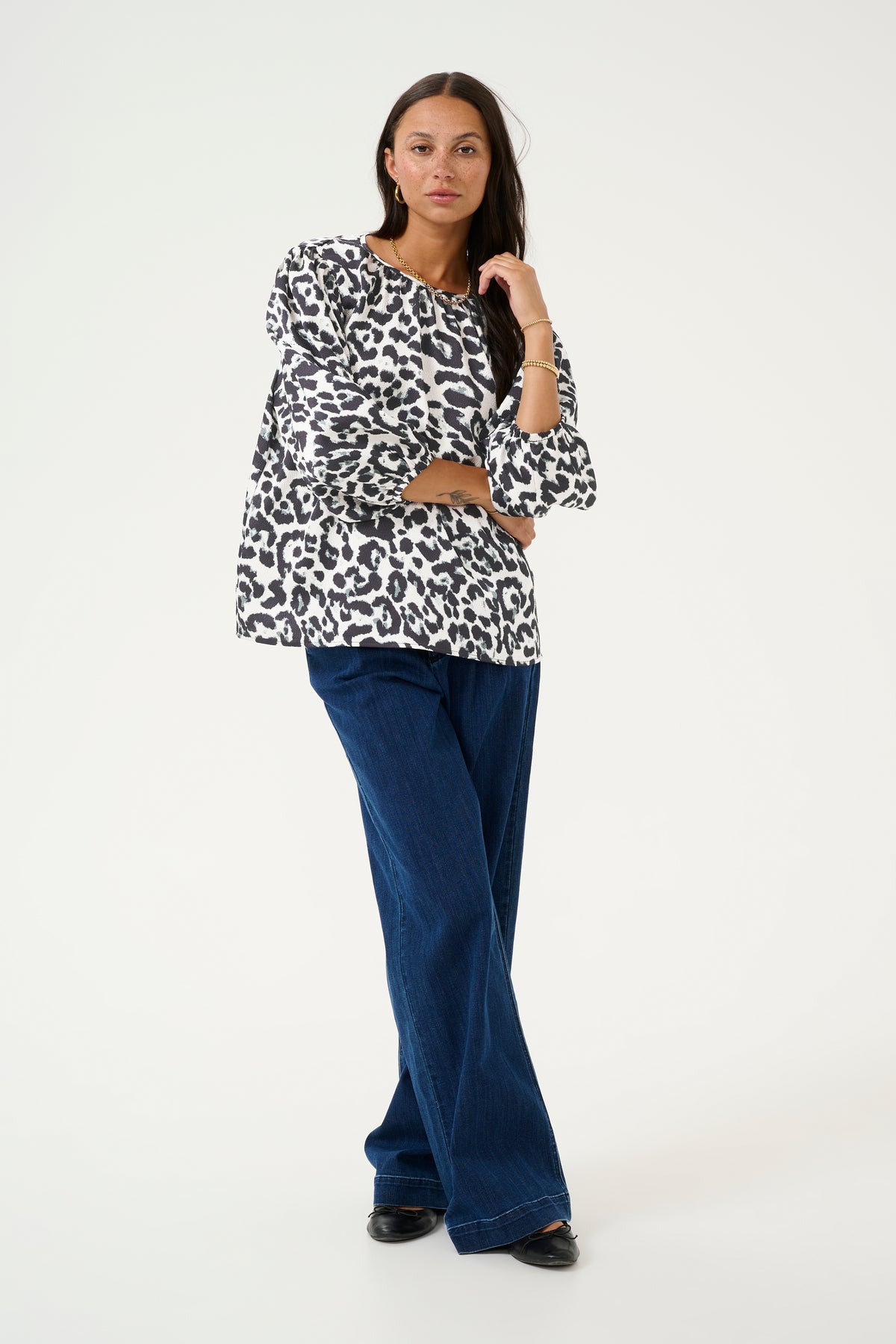 Kaffe Karoxy White/Black Leopard Print Oversized Blouse