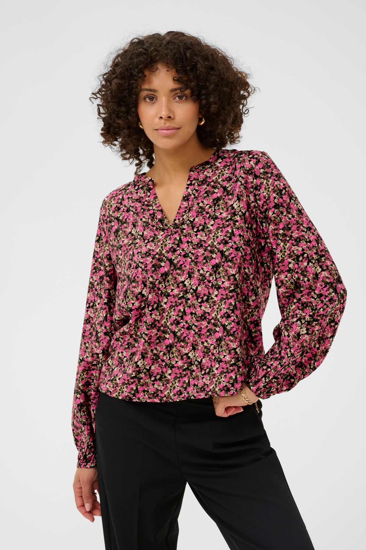 Kaffe KaBella Pink/Khaki Floral Printed V-Neck Blouse, 10511035
