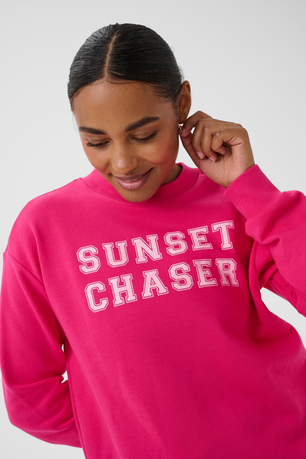 Kaffe KaLilje Beetroot Fuchsia 'Sunset Chaser' Supersoft Sweatshirt, 10511630