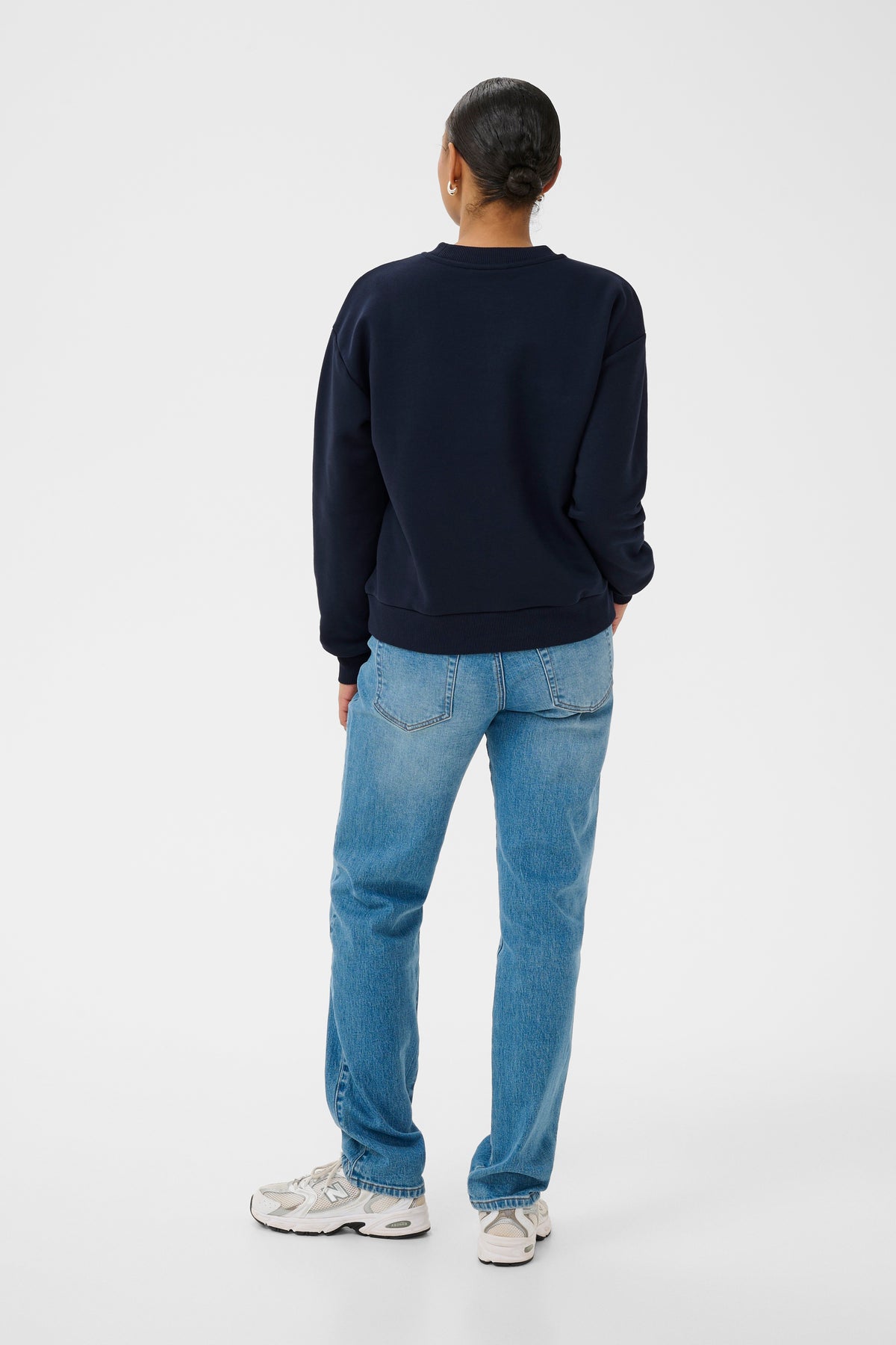 Kaffe KaLilje Midnight Marine Embroidered Flip Flop Supersoft Sweatshirt, 10511630