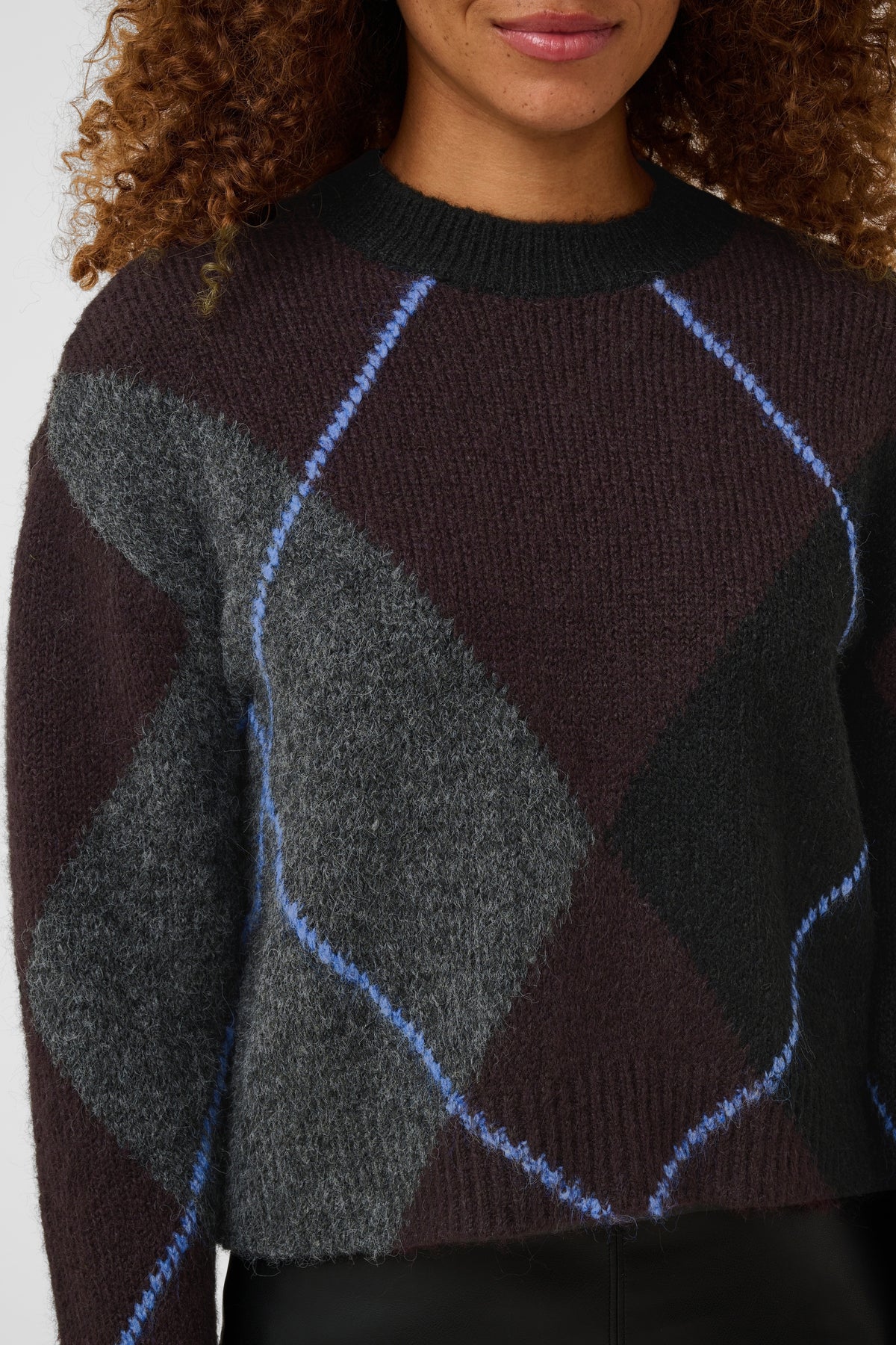 KAFFE Kagrith Dark Grey/Fudge Argyle Knit Pullover