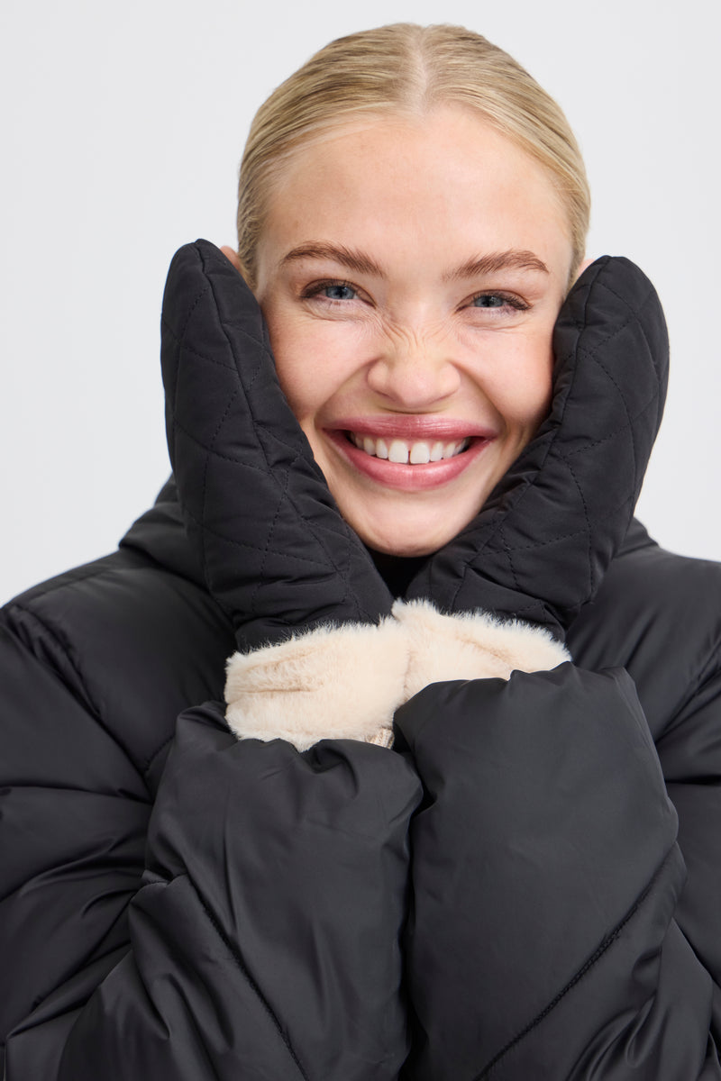 B.Young Bavamse Black Quilted Gloves with Faux Fur Trim