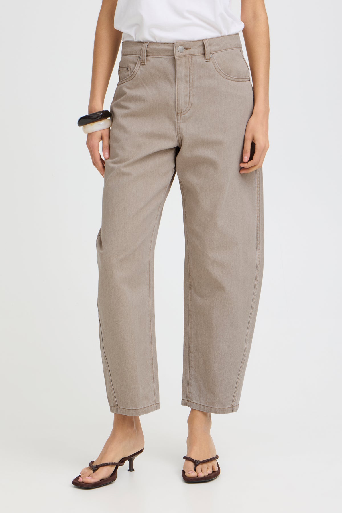 B.Young ByLupina Nomad Beige Barrel Leg Jeans, 20818744