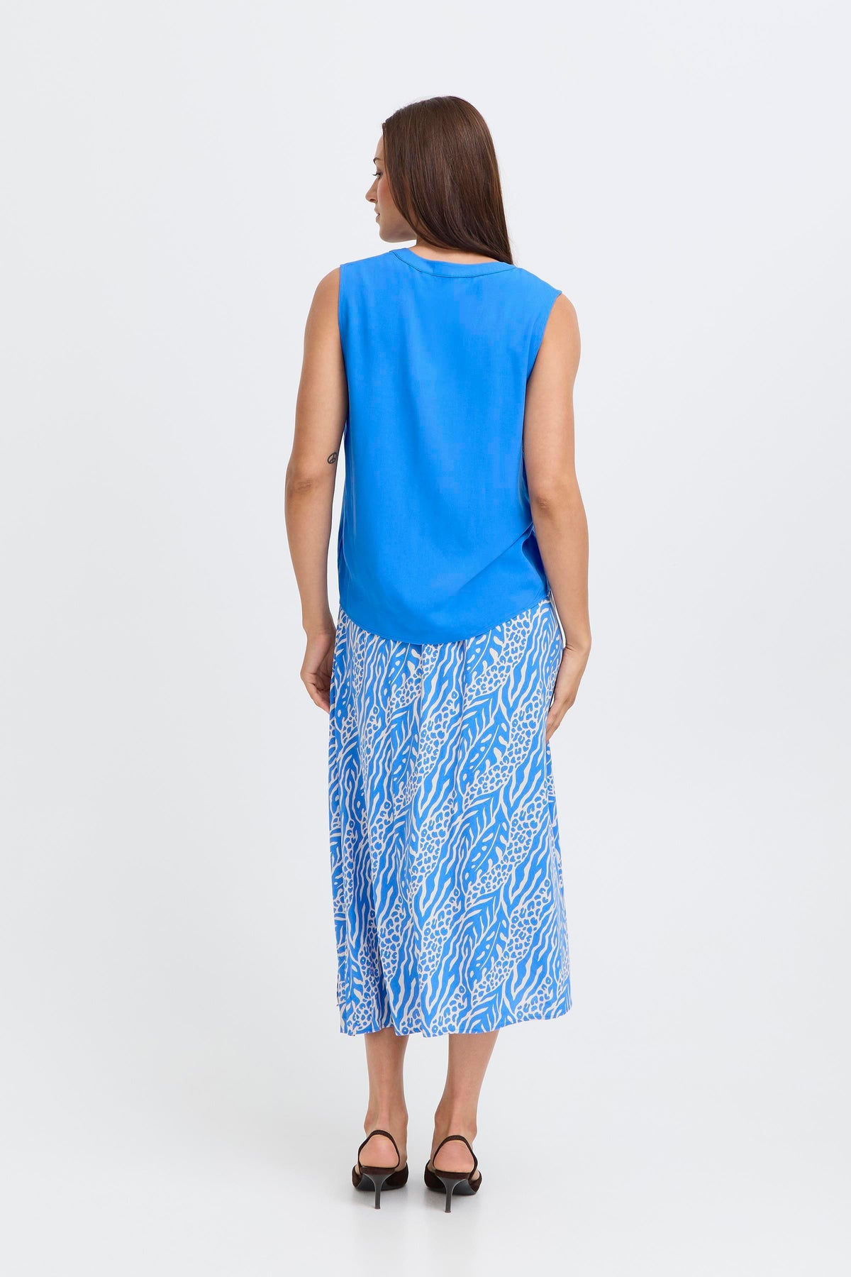 B.Young ByMmmjoella Nebulas Blue V-Neck Top