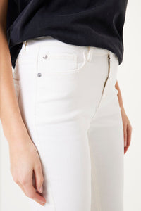 Garcia Celia White Crop Capri Jeans