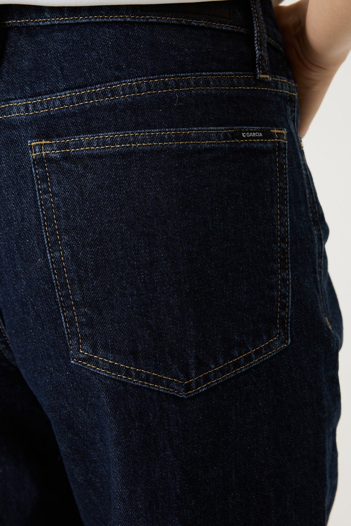 Garcia Chyla HighWaisted Dark Denim Barrel Leg Jeans, 282