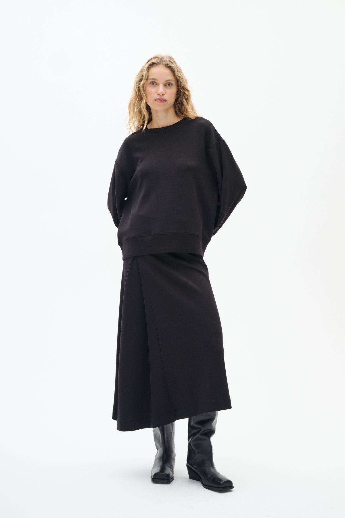 InWear Annieh Black Modal Relaxed Fit Sweatshirt