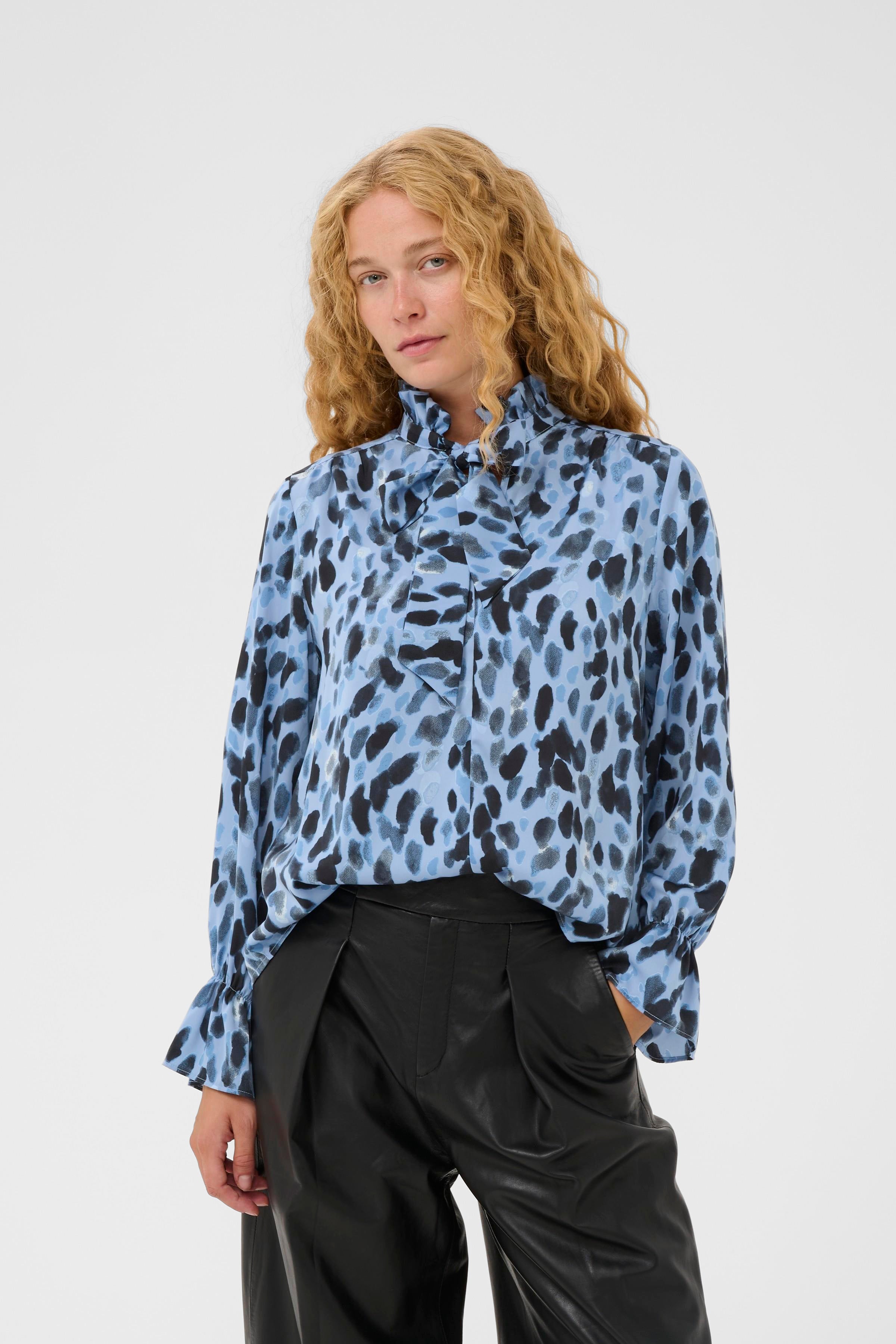 InWear GracieIW Dutch Blue Dot Print Blouse, 30112280 – Ruby 67