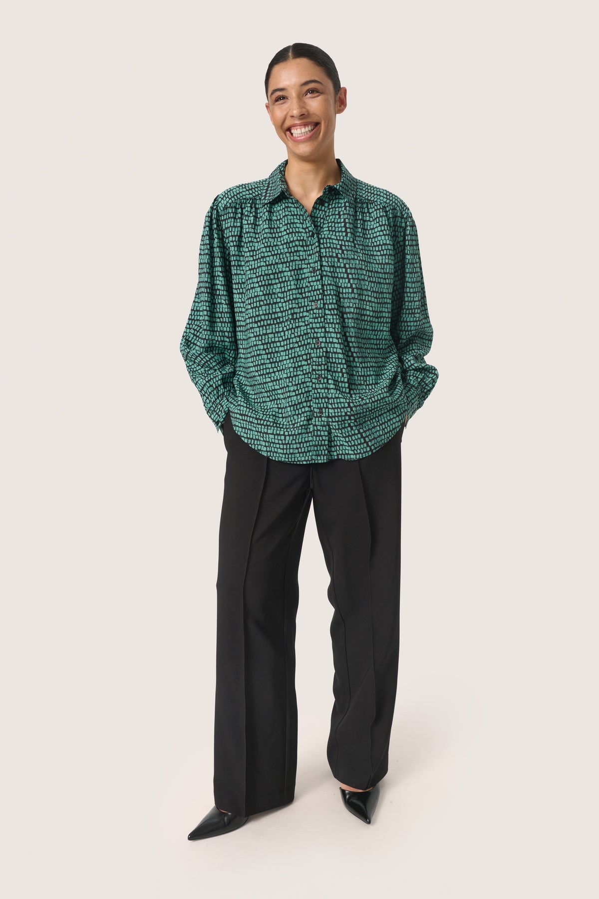 Soaked in Luxury Makena Bottle Green Square Print Shirt, 30407024