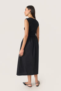 Soaked in Luxury SLSimone Phoebe Black Dress with Square Neckline, 30407490