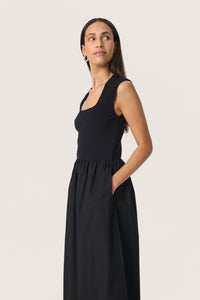 Soaked in Luxury SLSimone Phoebe Black Dress with Square Neckline, 30407490
