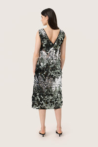 Soaked in Luxury SLAdine Silver Zig Zag Sequin Midi Dress, 30407758