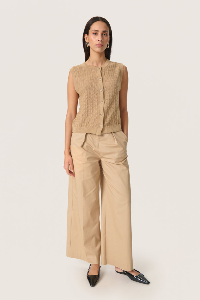 Soaked in Luxury SlSusanna Travertine Beige Knitted Vest, 30408315