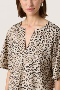 Soaked in Luxury Jalina Leopard Print V-Neck Cropped Blouse, 30408438