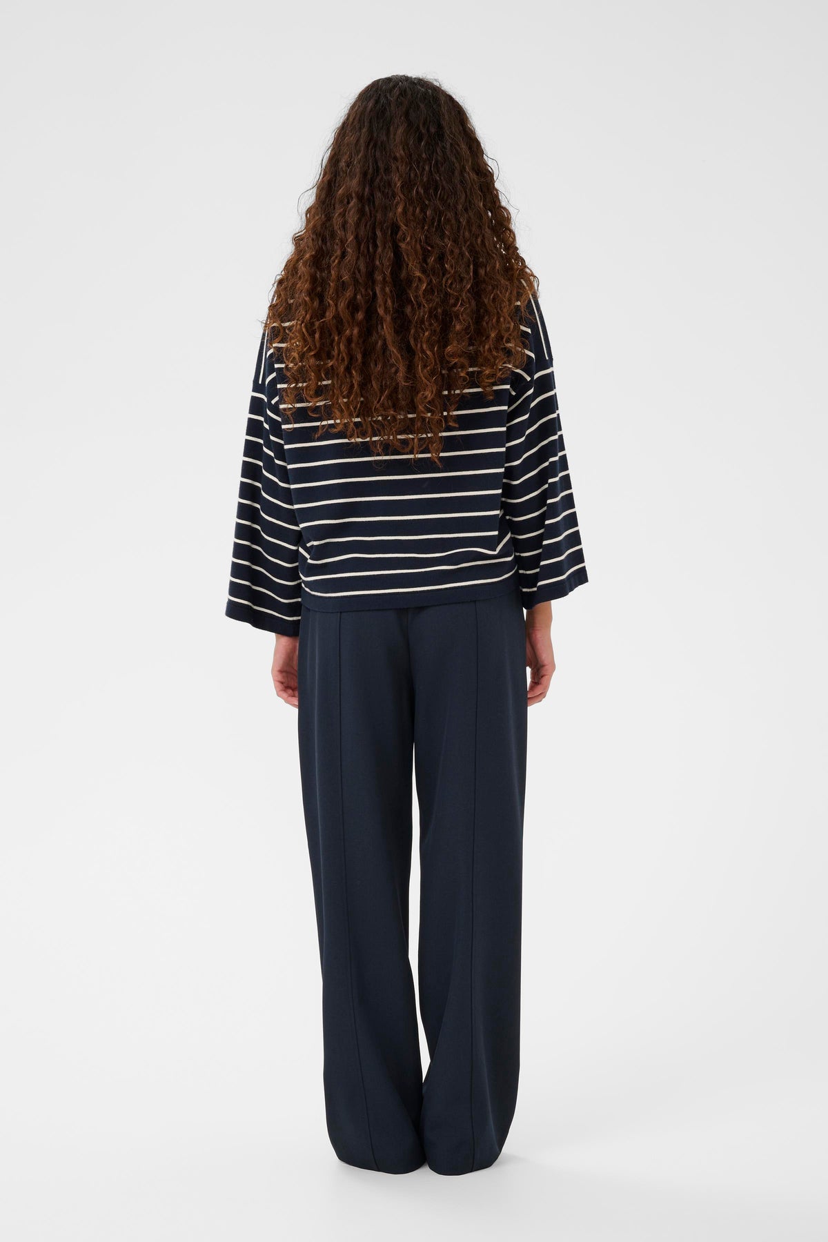 Soaked SlSpina Navy/Cream Striped Cropped Knit