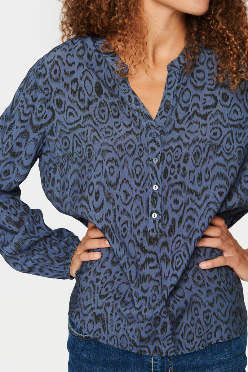 Saint Tropez Eda Ombre Blue Abstract Printed Blouse, 30511901