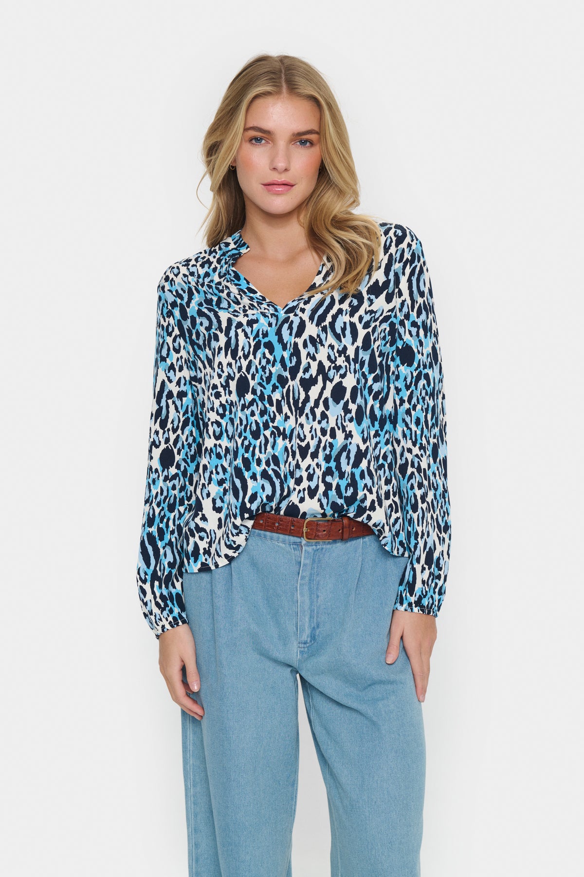 Saint Tropez Eda Baby's Breath Blue Leopard Print Blouse, 30513523