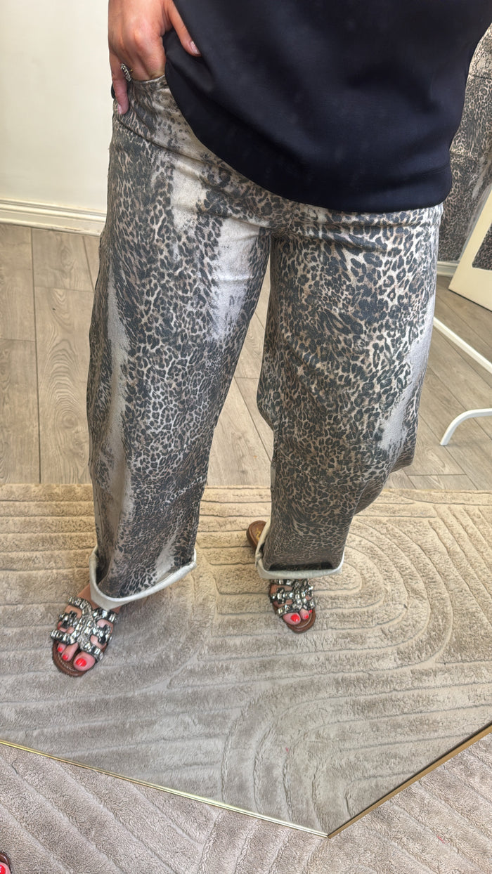 Toxik Highwaisted Barrel Leg Leopard Print Jeans