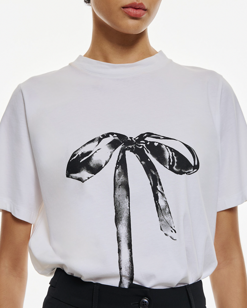 Access Fashion White Bow Print T-Shirt, 53-2117