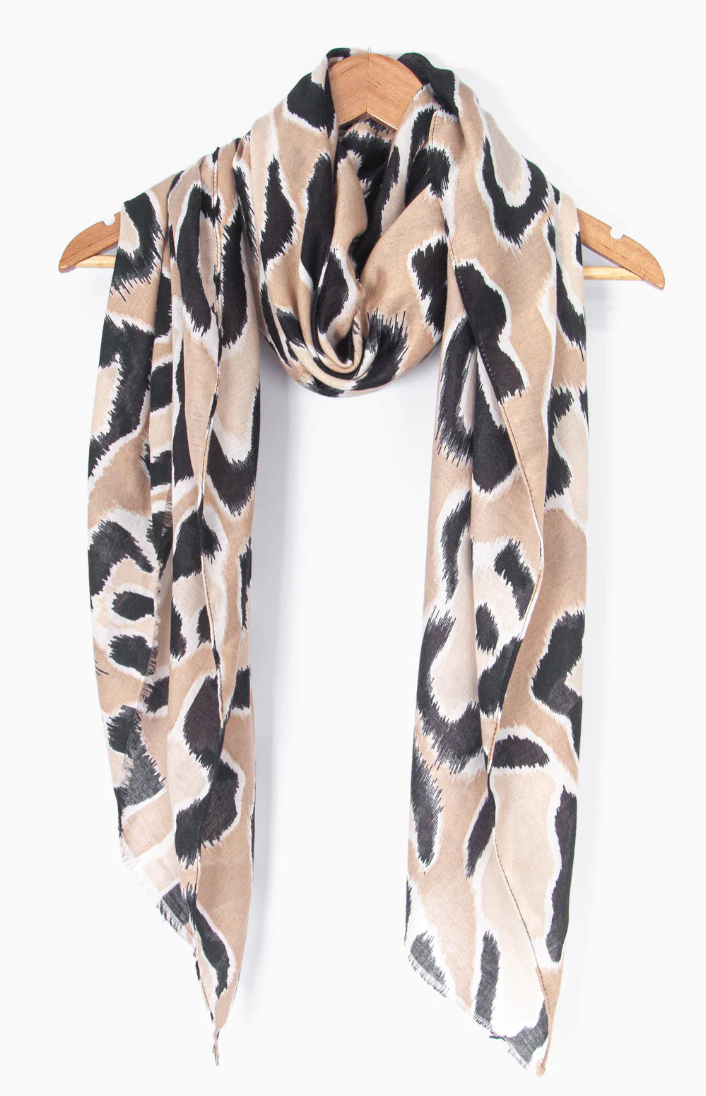 Ruby 67 Laura Neutral Leopard Scarf