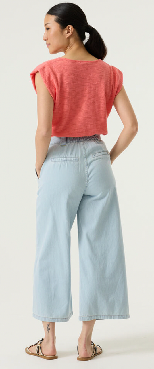 Garcia Coral Crush Textured V-Neck T-Shirt, Q260004