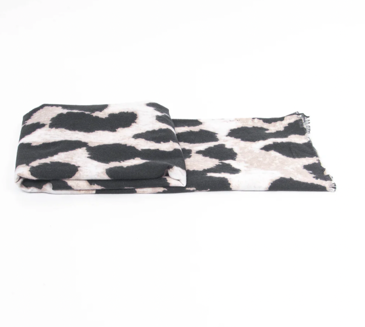 Ruby 67 Eryn Cream Leopard Print Supersoft Scarf