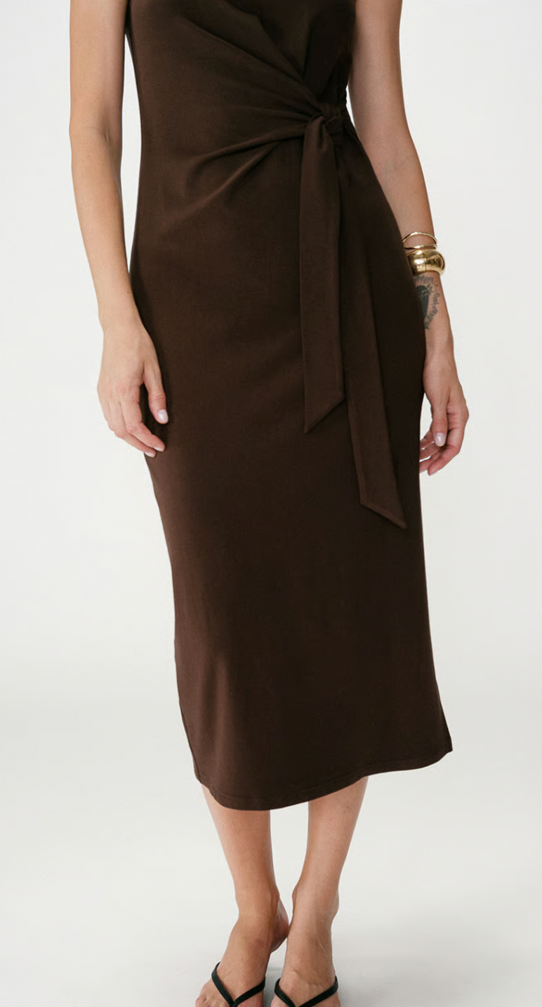 Grace & Mila Wyla Chocolate Brown Round Neck Tie Midi Dress