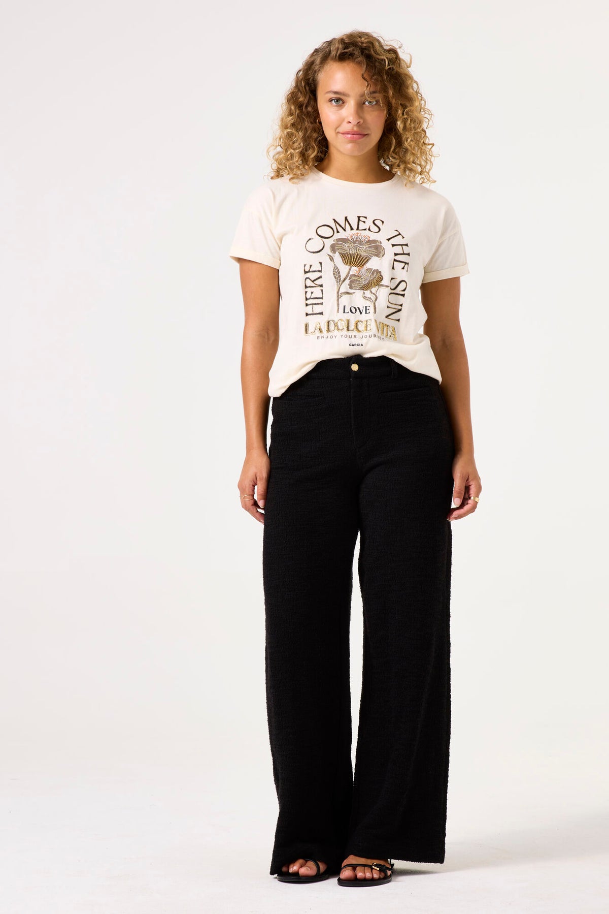 Garcia Cream Embellished Front Printed T-Shirt