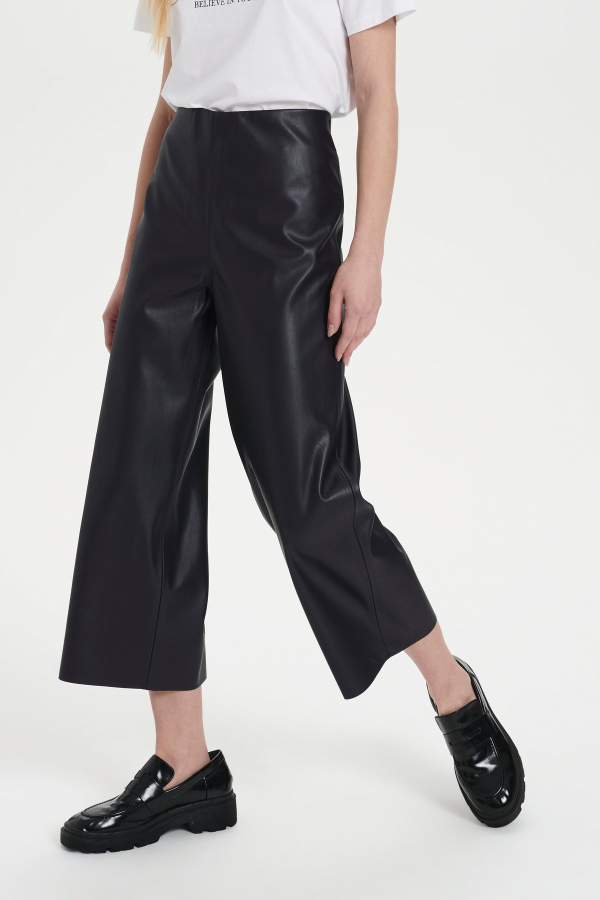 Saint Tropez Dowie Black Faux Leather Culottes