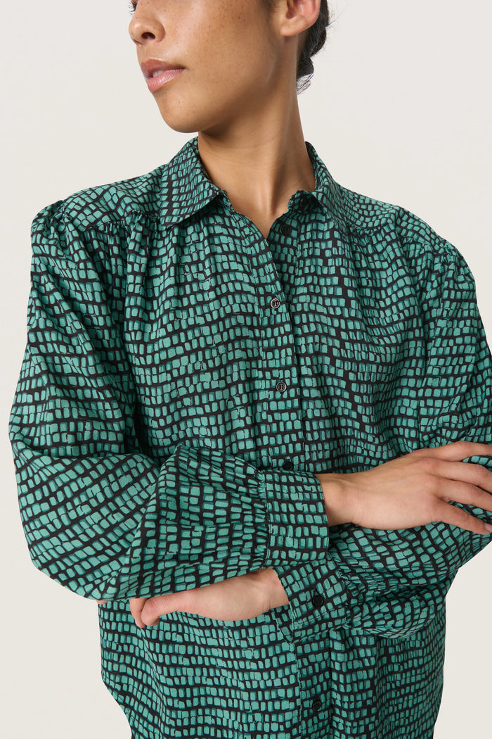 Soaked in Luxury Makena Bottle Green Square Print Shirt, 30407024