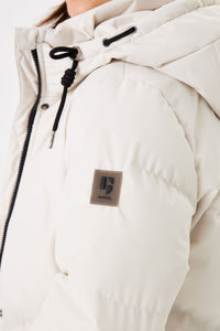 Garcia Ultimate Iconic Cream Puffa Coat with Zip Detailing, GJ400905